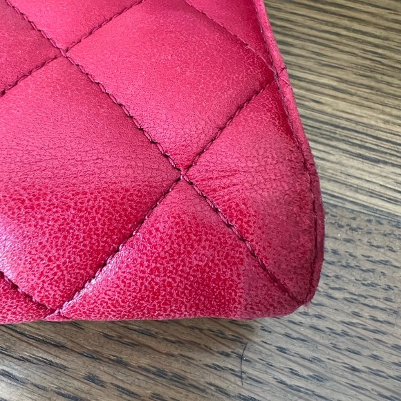 Chanel Red Quilted Wallet. - Picture 5 of 15